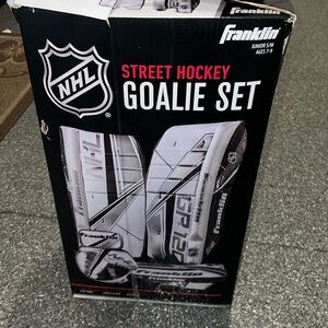 Brand new Franklin Sports NHL street Hockey Goalie equipment set Junior